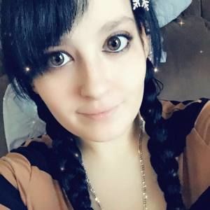 Meet your Posher, Becky